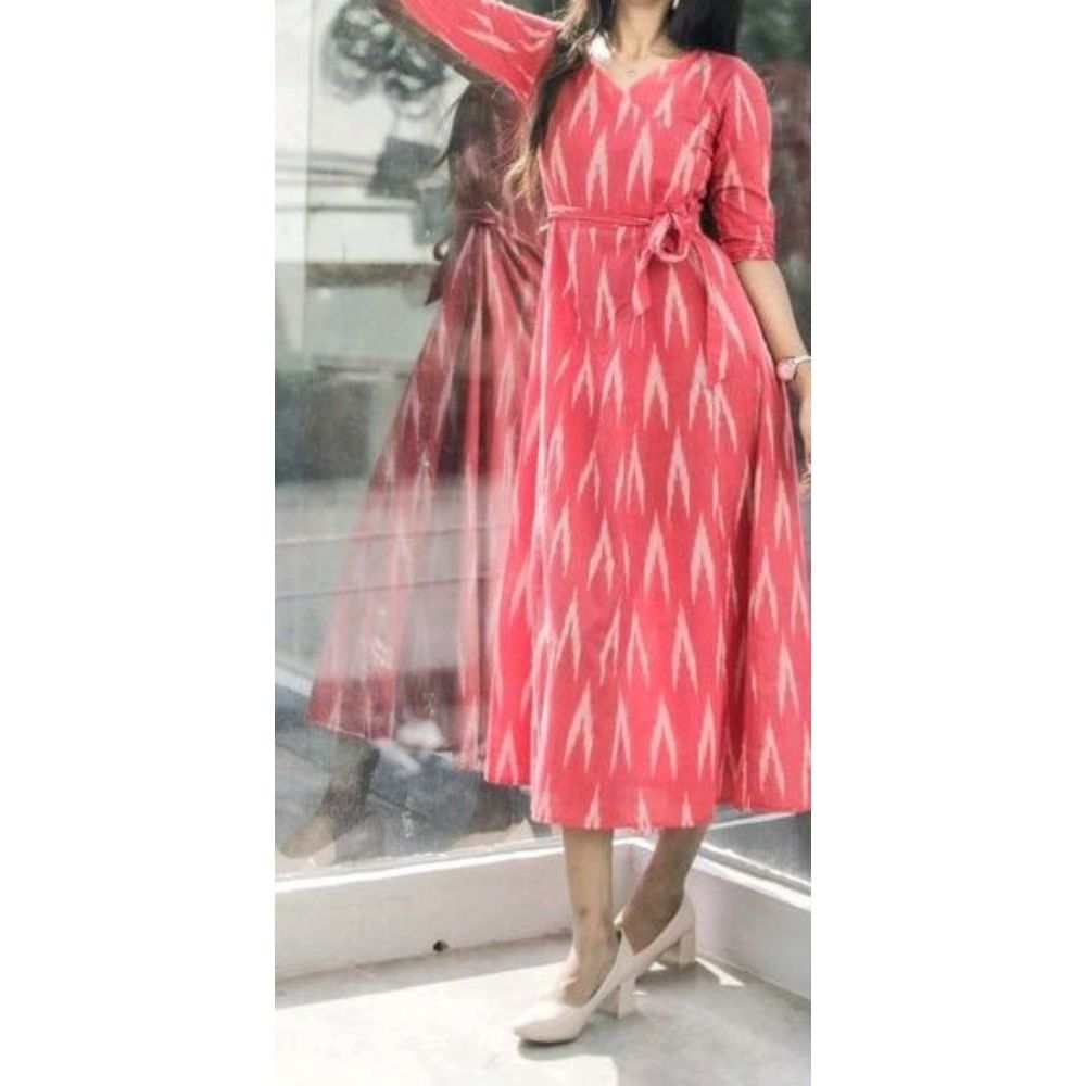 Pin by Michelle Rose on Clothes and such :) | Kalamkari dresses, Long kurti  designs, Kurta designs women